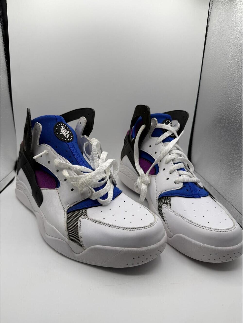 Nike Air Flight Huarache White Blue Mens Size 12 Damaged box